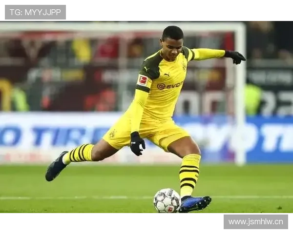 莱奥与登贝莱边路爆点稳定性对比分析