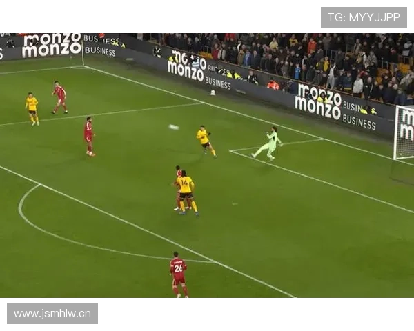 利物浦防线漏洞持续显现，进攻强势难掩防守隐忧