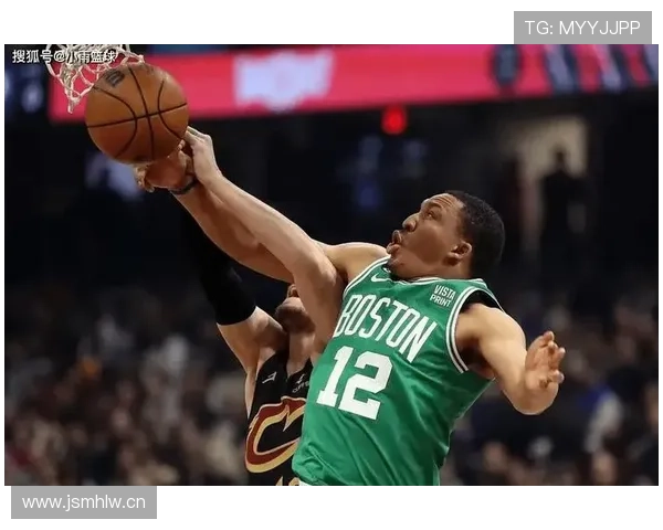 杰·伦·杰克逊二世三分命中率提升显著 拉开与同位置锋线差距